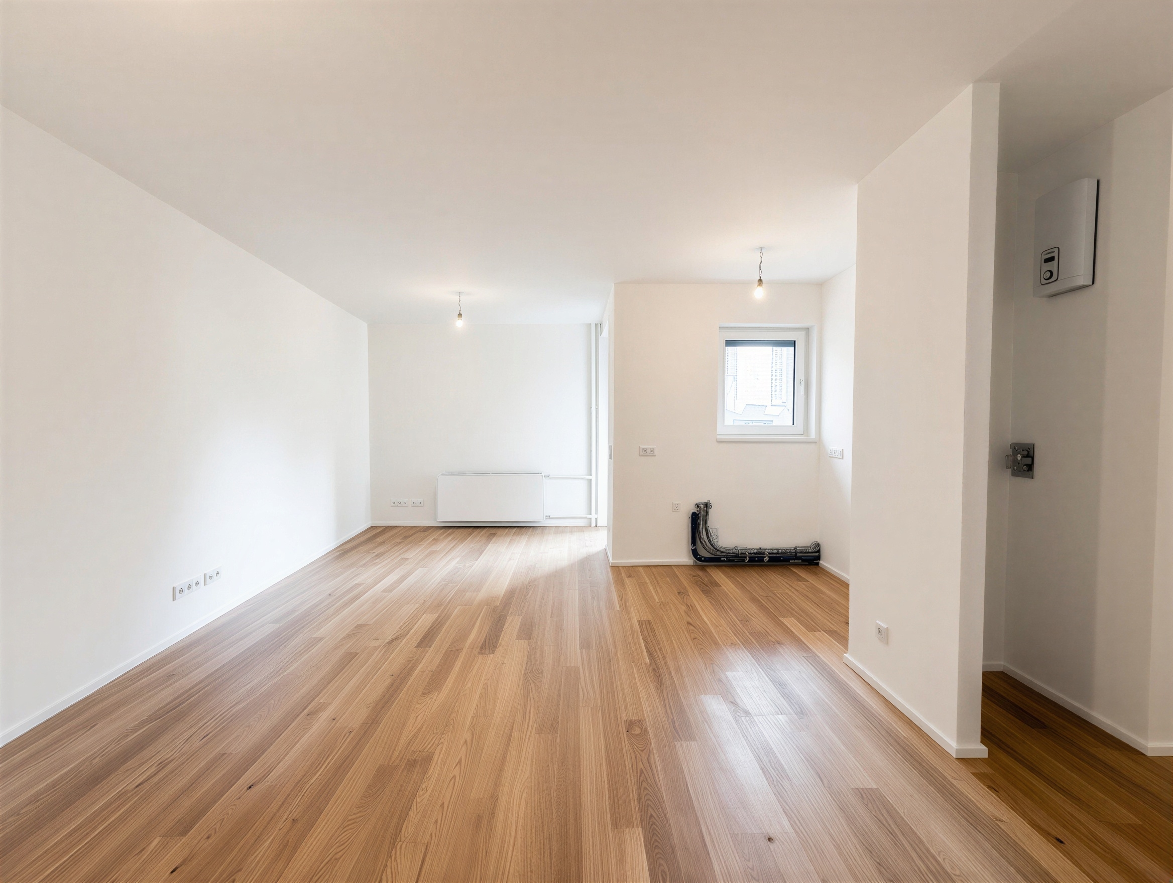 Erstbezug: Sanierte 3-Zi.-EG-Wohnung mit Loggia, Terrasse, Keller und zwei Schlafzimmern in Bestlage, 10629 Berlin, Wohnung
