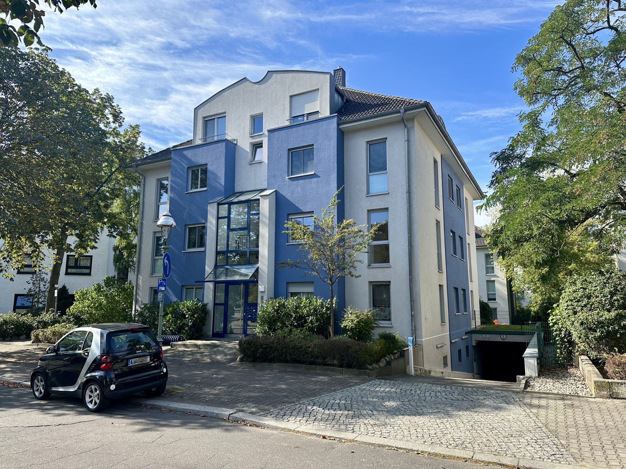 Moderne 3-Zimmer Wohnung mit ca. 85 m2/Westbalkon/Fahrstuhl/Tiefgarage/Top-Lage/Keller/Barrierearm, 14052 Berlin, Wohnung